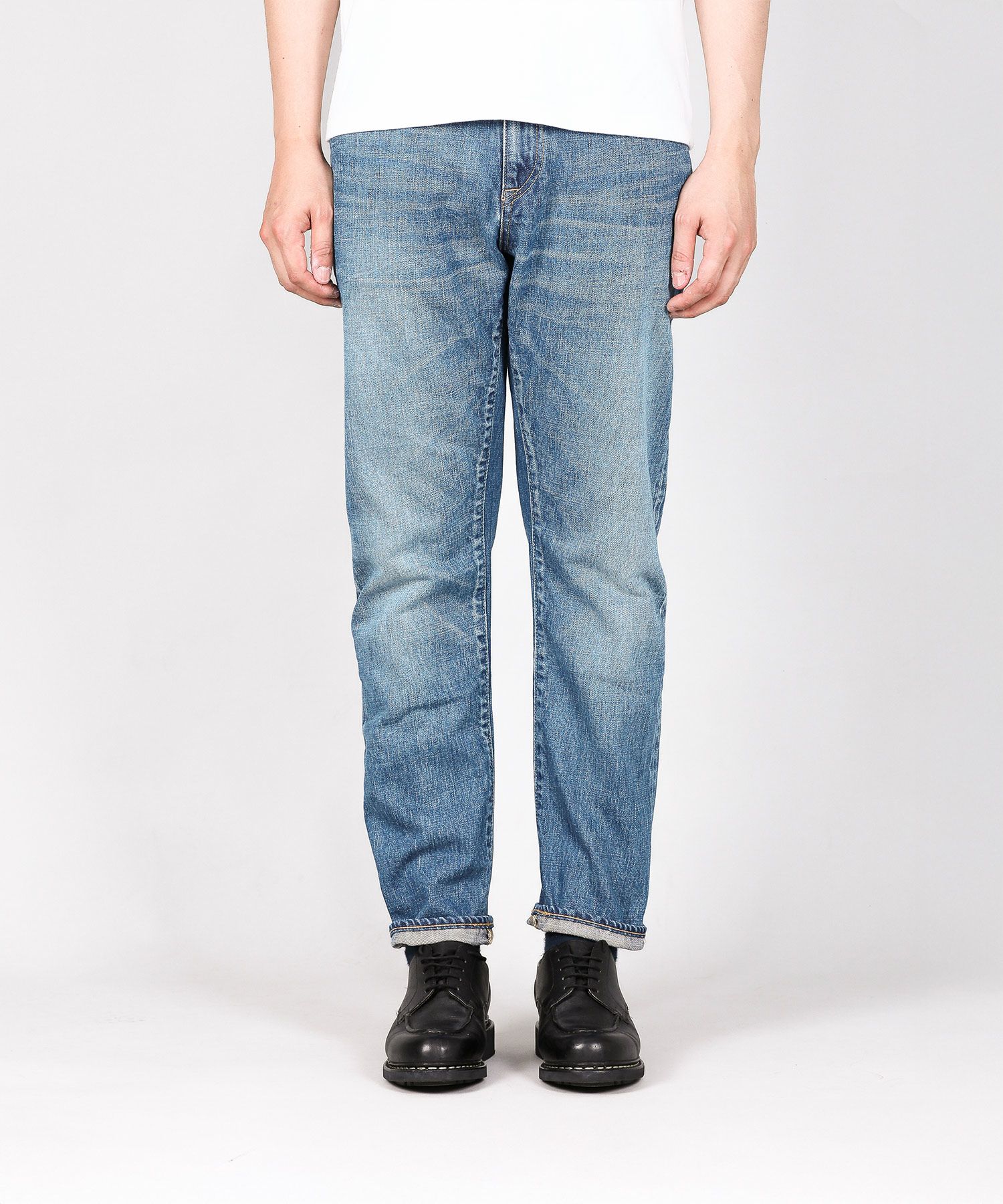 JAPAN BLUE JEANS】J301(D01) ストレートモデル 14.8oz ハードデニム 