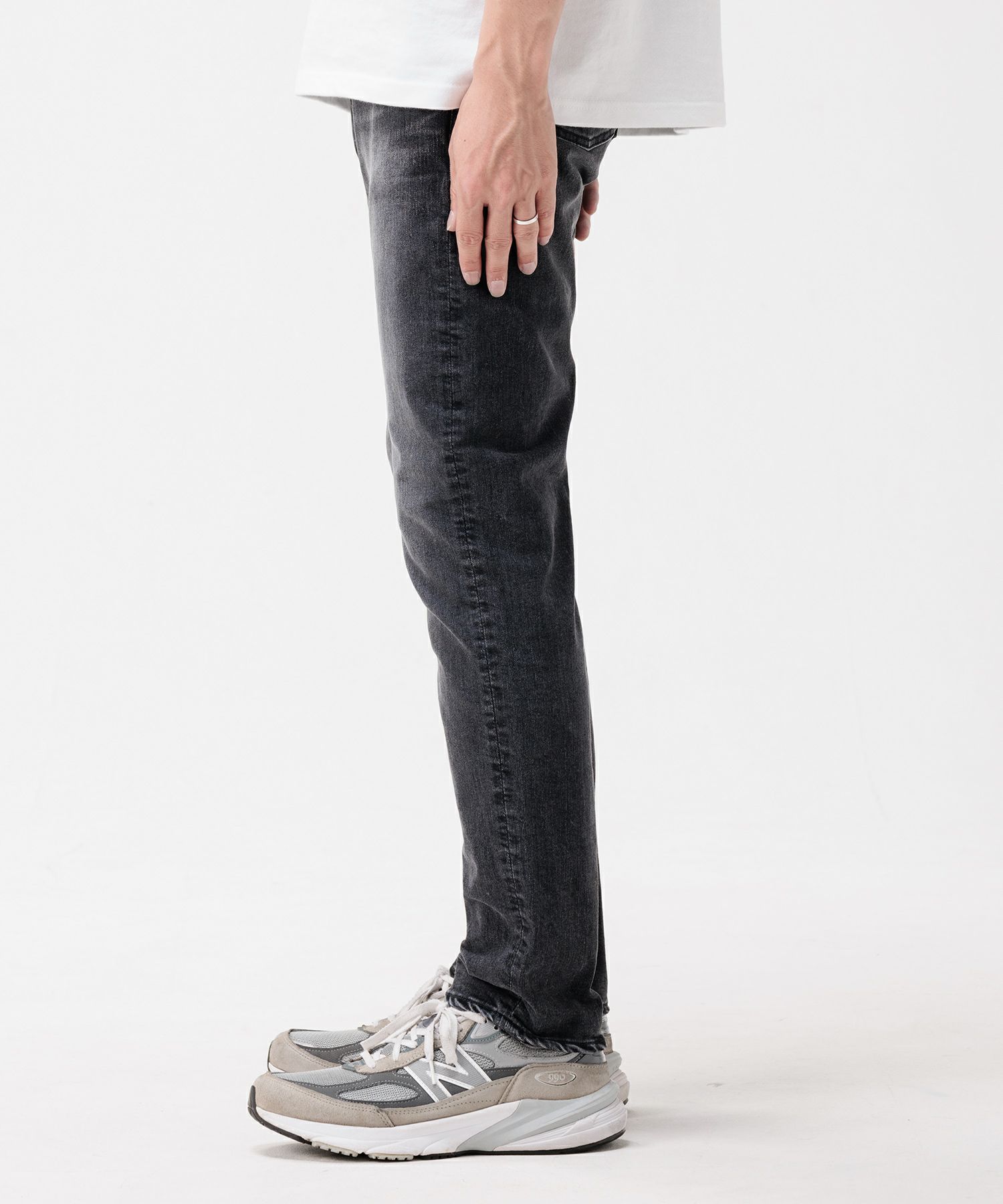 JAPAN BLUE JEANS】 J326（B01） スリムモデル 12oz アルティメット