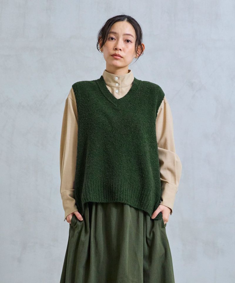 BOU VESTフロント